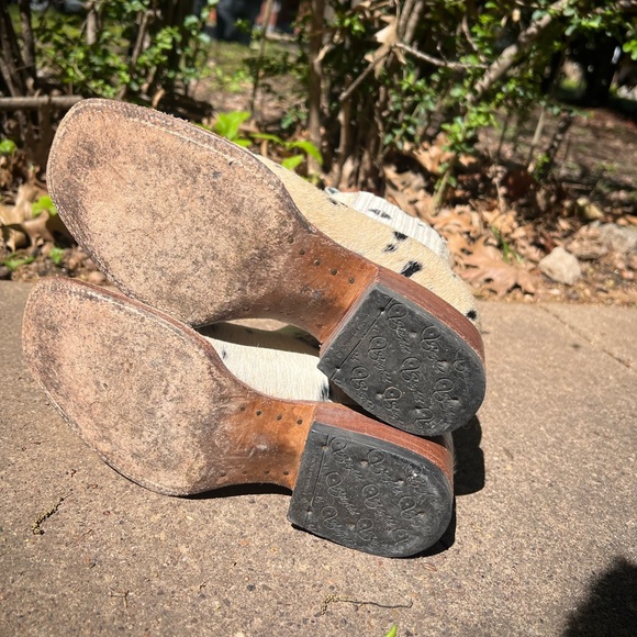 Cowhide Booties - Picture 3 of 3